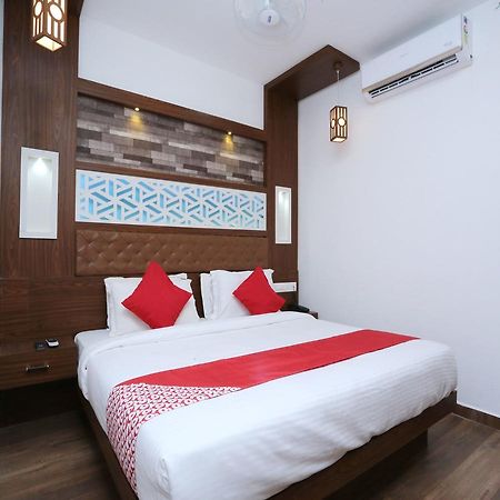 Hotel Qube Kochi Zewnętrze zdjęcie