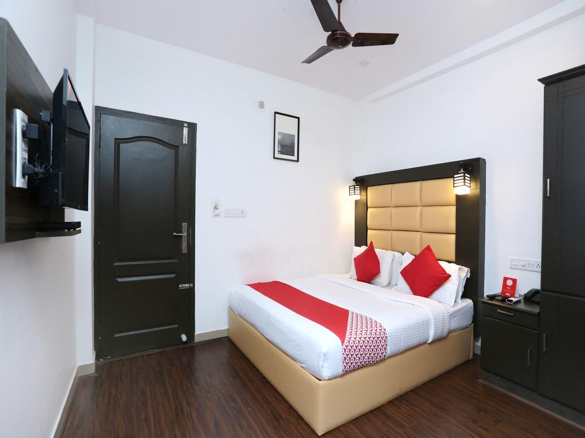 Hotel Qube Kochi Zewnętrze zdjęcie