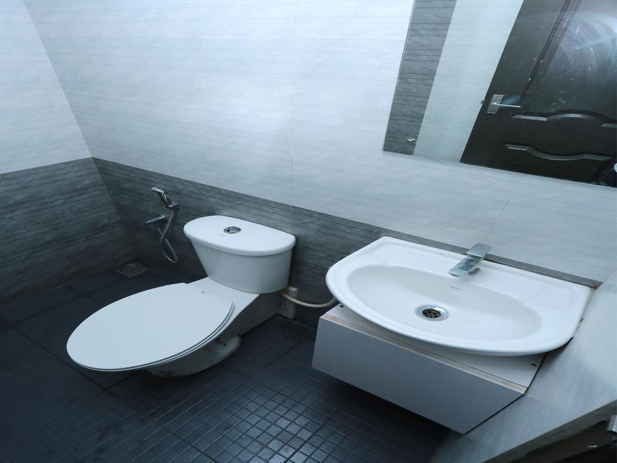 Hotel Qube Kochi Zewnętrze zdjęcie