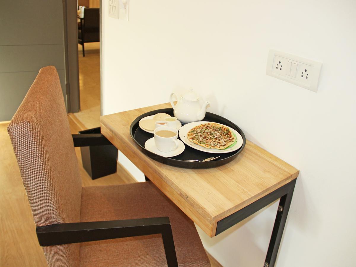 Hotel Qube Kochi Zewnętrze zdjęcie